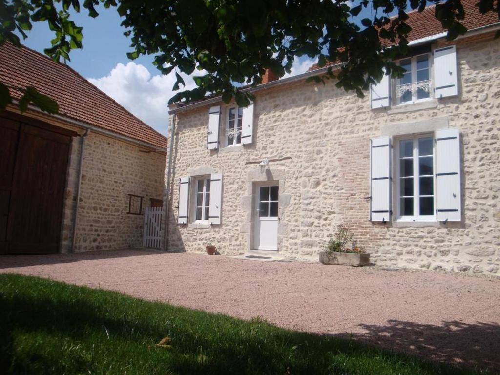 Saint-Priest-dʼAndelot