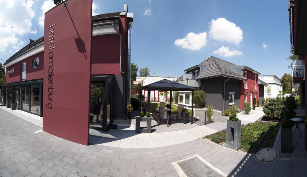 Budova, kde se hotel nachází