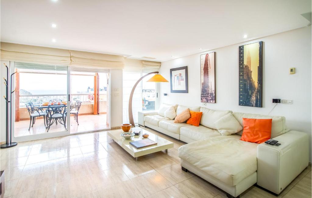 A seating area at Stunning Apartment In Águilas With Wifi