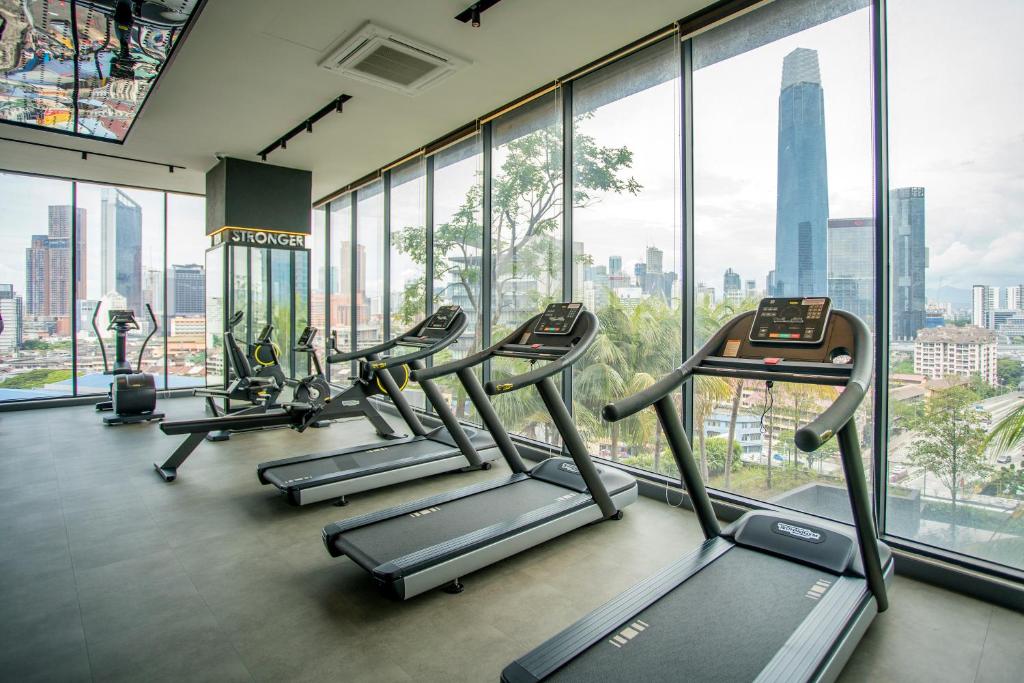 Fitness centrum a/nebo fitness zařízení v ubytování Continew Residence KL CoBNB