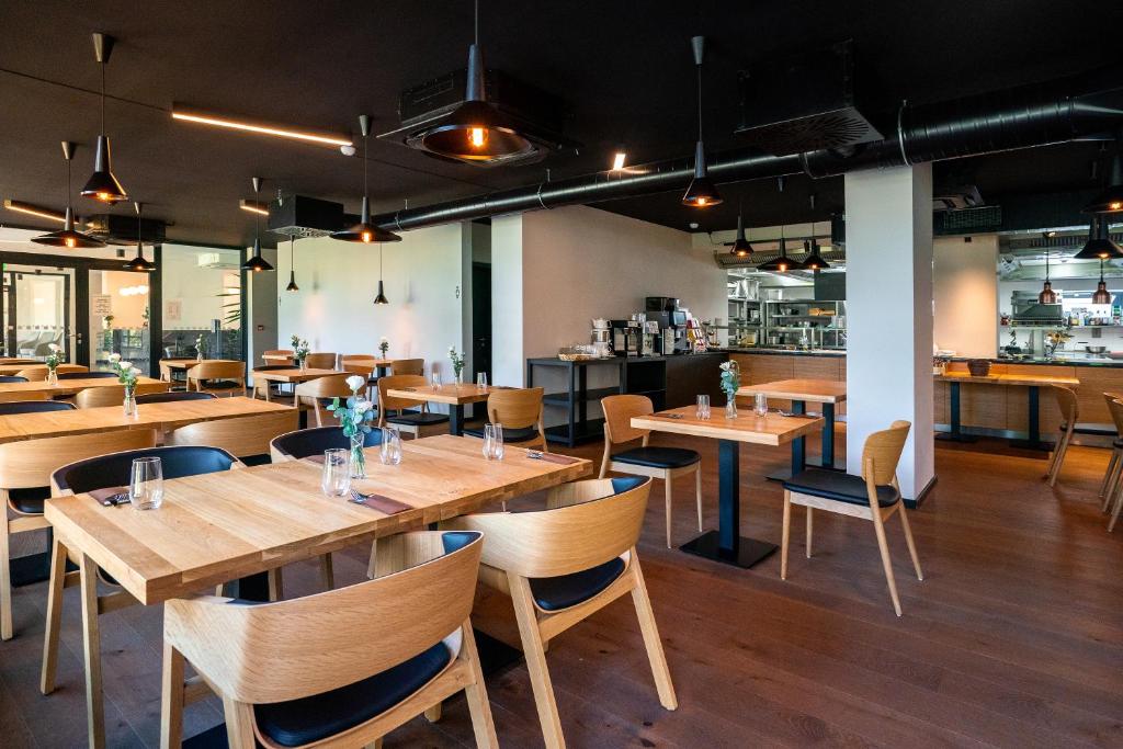 Restoran atau tempat lain untuk makan di Hotel & Spa Chariclea