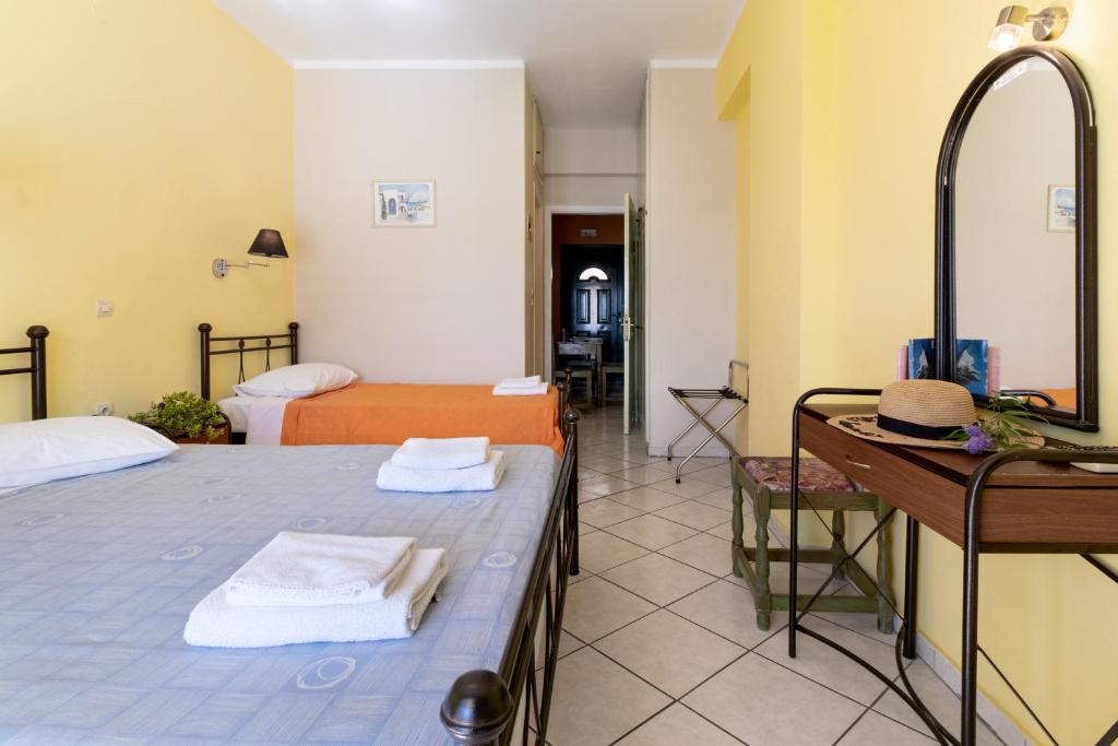 Postel nebo postele na pokoji v ubytování Apostolos Apartment 1