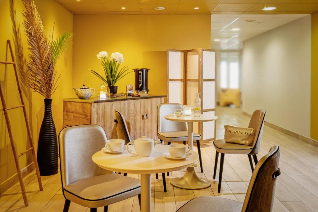 Posezení v ubytování Hôtel Valdys Thalasso & Spa - la Baie