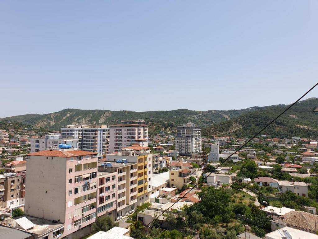 Ledjo Apartament - Image 6
