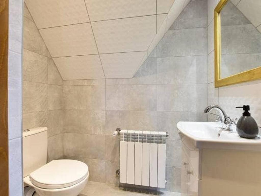 Domki na Budzu z Jacuzzi - 16