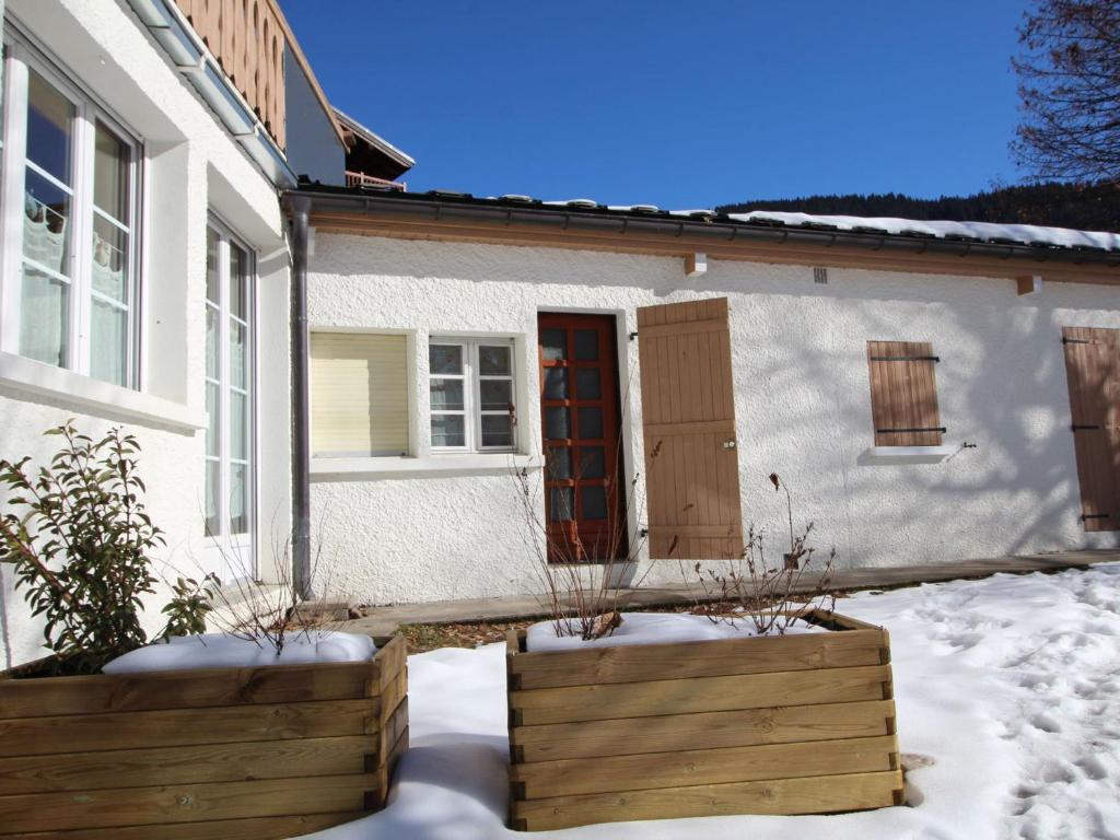 Zdjęcie z galerii obiektu Appartement Duplex Charmant 5 Pers, au Centre-Village Près des Pistes et Commerces - FR-1-572-260 w mieście Arâches-la-Frasse