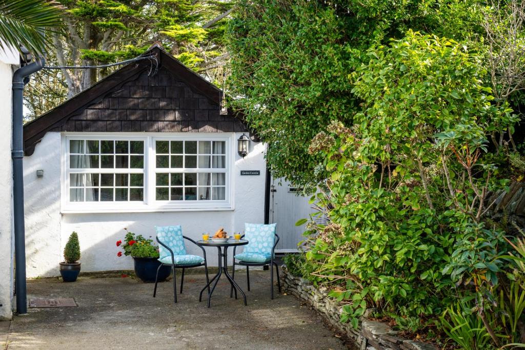 Finest Retreats - Garden Coombe - Housity