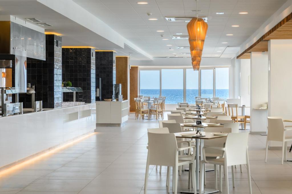Hotel Vibra Algarb, Platja den Bossa – Aktualisierte Preise ...