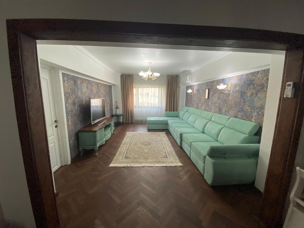 Violetta Apartament - Two-Bedroom Apartment