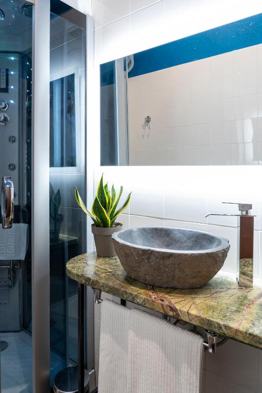 Koupelna v ubytování Varese Suites