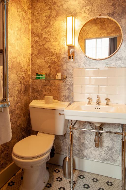 Ένα μπάνιο στο House Bedrooms Dublin