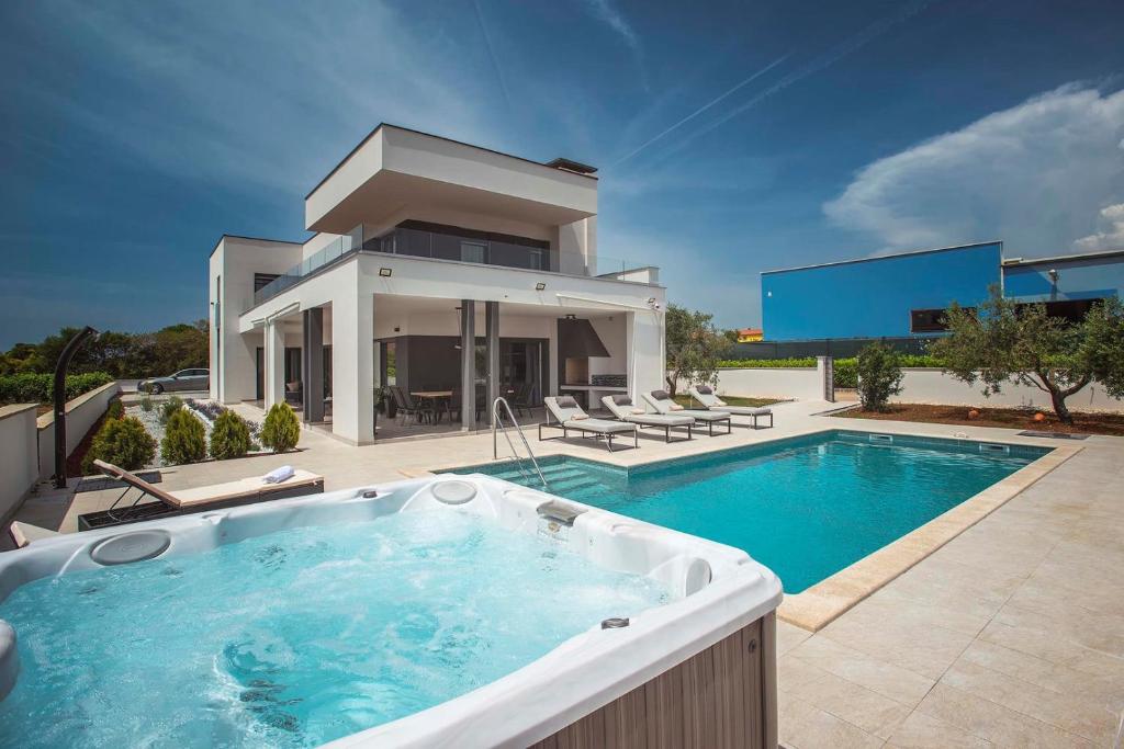 Villa Una
