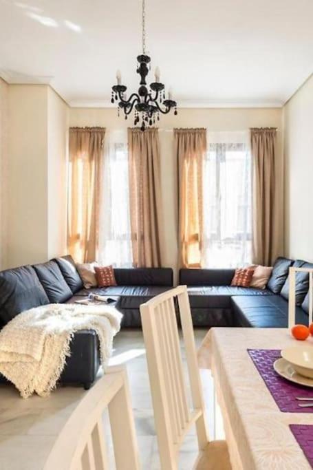 A seating area at Penthouse O´Donell