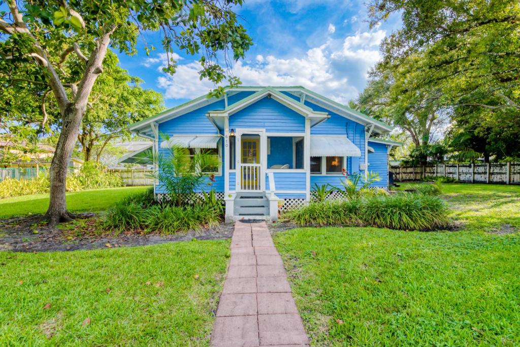 The Blue House, Fort Lauderdale (updated prices 2024)