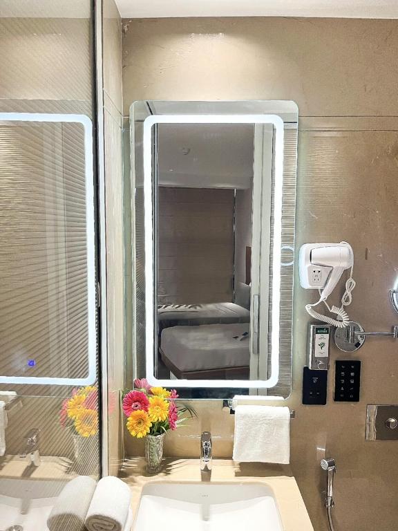 Koupelna v ubytování Morvee Hotels Alipore Kolkata