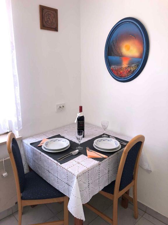Fotografia z galérie ubytovania Apartments in Krk - Insel Krk 43041 v destinácii Krk