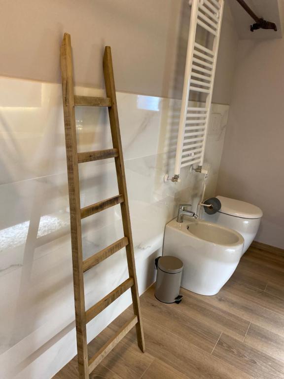 A bathroom at Il Fiore della fiera