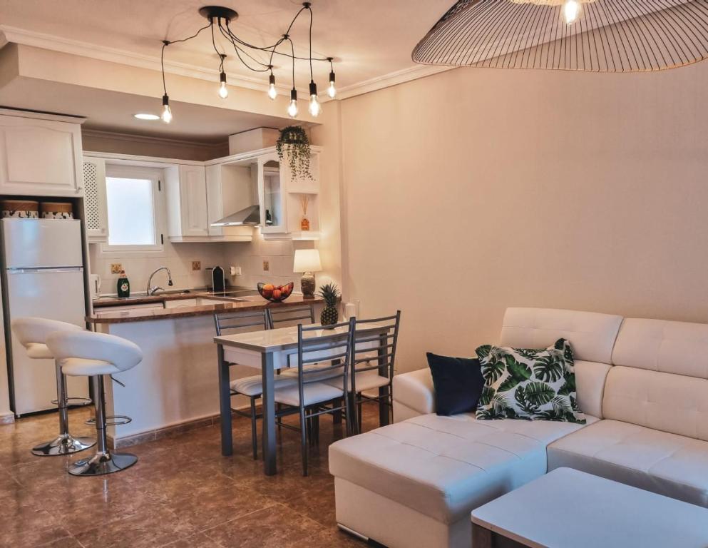 Fotografia z galérie ubytovania Golf Apartment Playa Marina II Cabo Roig v destinácii Orihuela