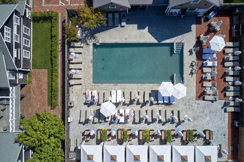 White Elephant Hotel photo