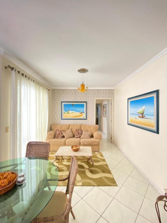 Khu vực ghế ngồi tại Lindo e aconchegante apto em Jurerê