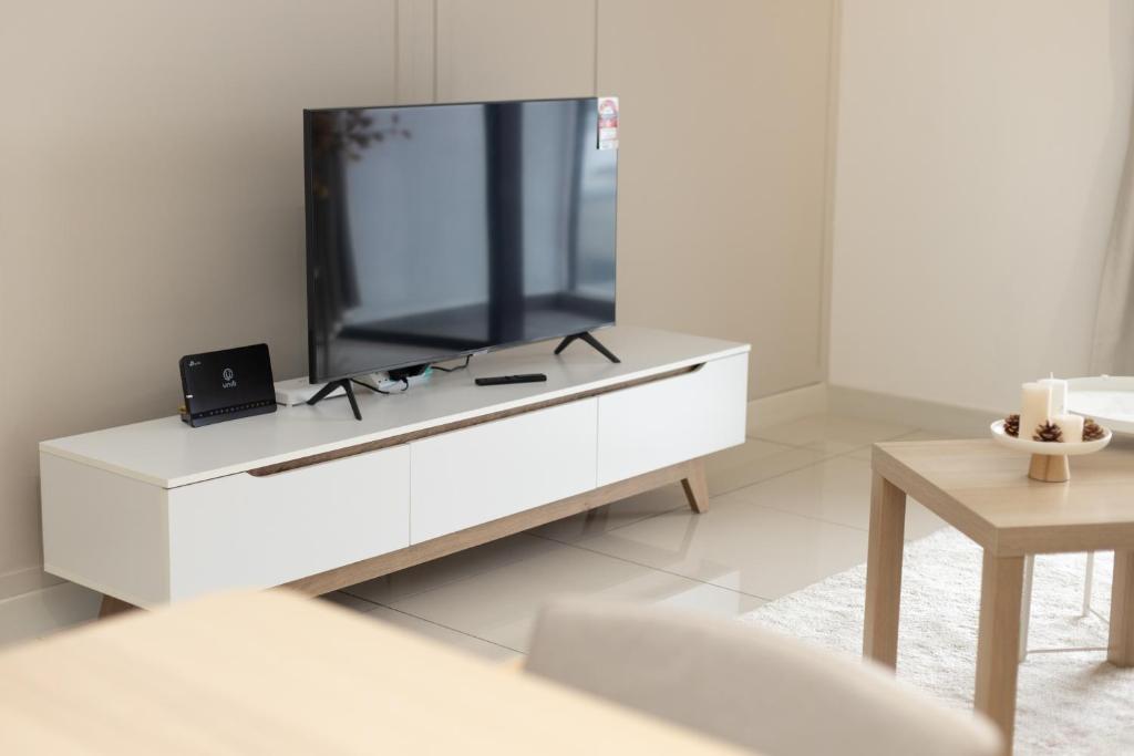 TV a/nebo společenská místnost v ubytování Continew Residence KL CoBNB