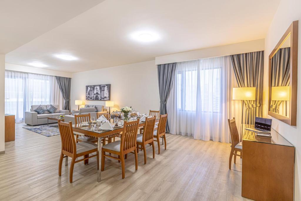 Golden Sands Suites - Resim 40