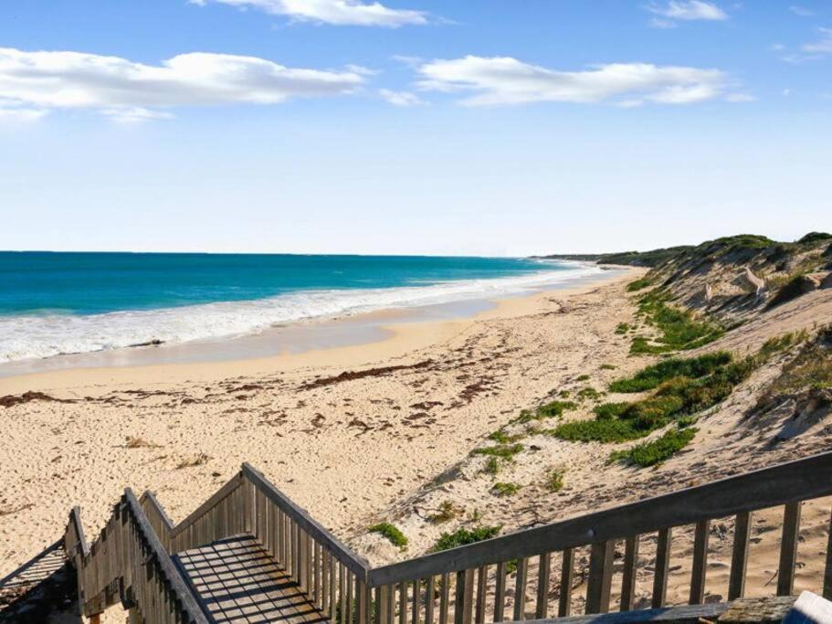 The Beach House Two Rocks - Housity