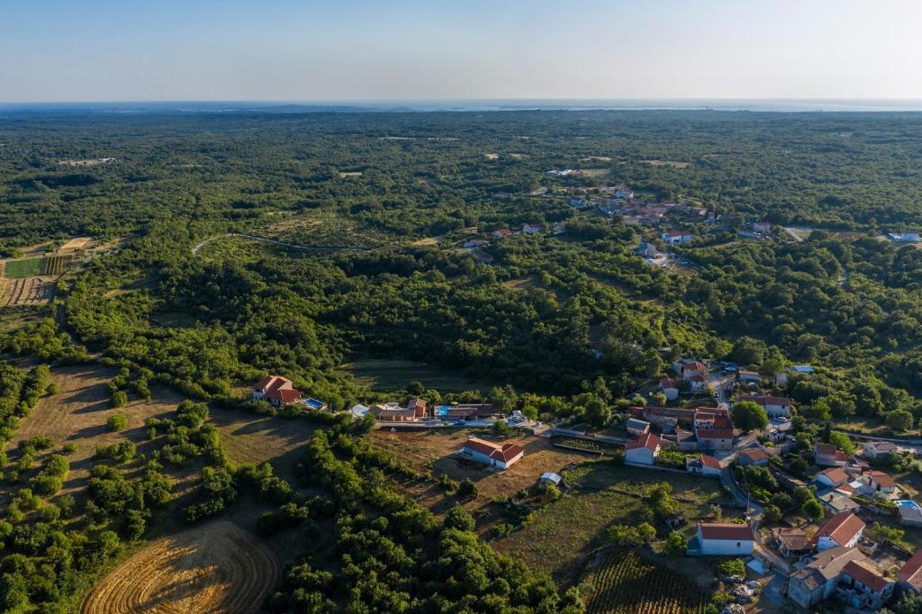 Příroda nedaleko vily