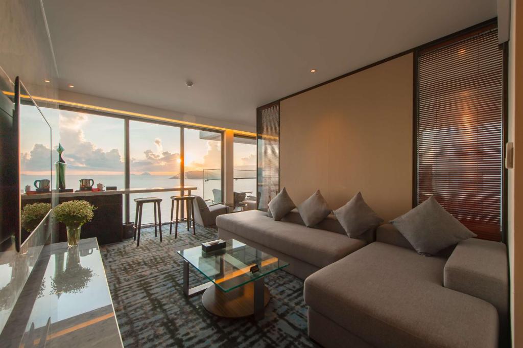 Queen Ann Suite Có Giường Cỡ Super King
