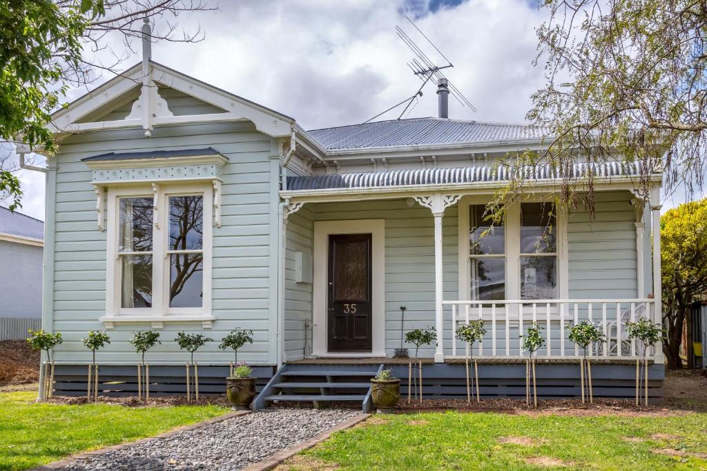 Villa Florence, Martinborough (updated prices 2024)