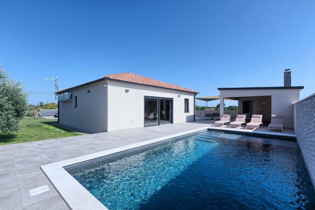 Villa Ani – Photos 1
