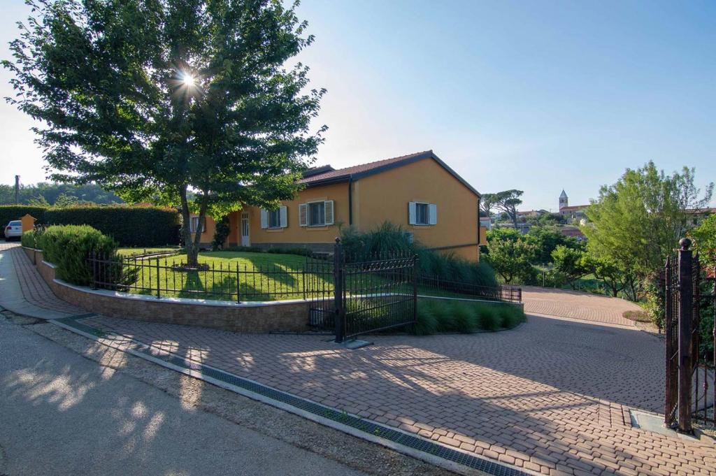 Ogród w obiekcie Villa Diora - Home & Spa