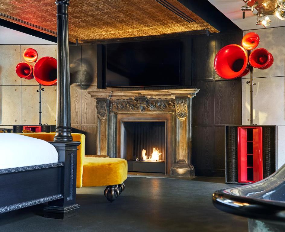 Chateau Denmark London - Flitcroft Apartment