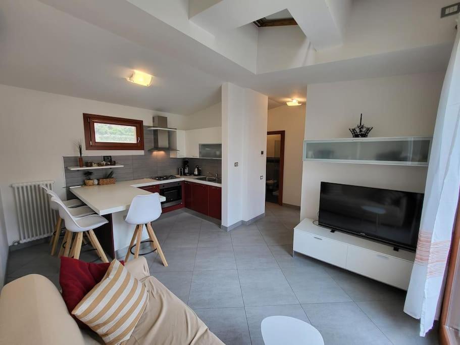 Кухня или мини-кухня в Garda Terme
