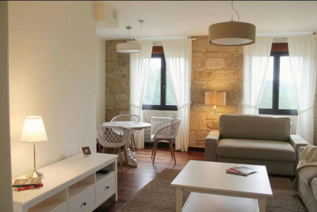 Posezení v ubytování Villa - 5 Bedrooms with WiFi - 7841