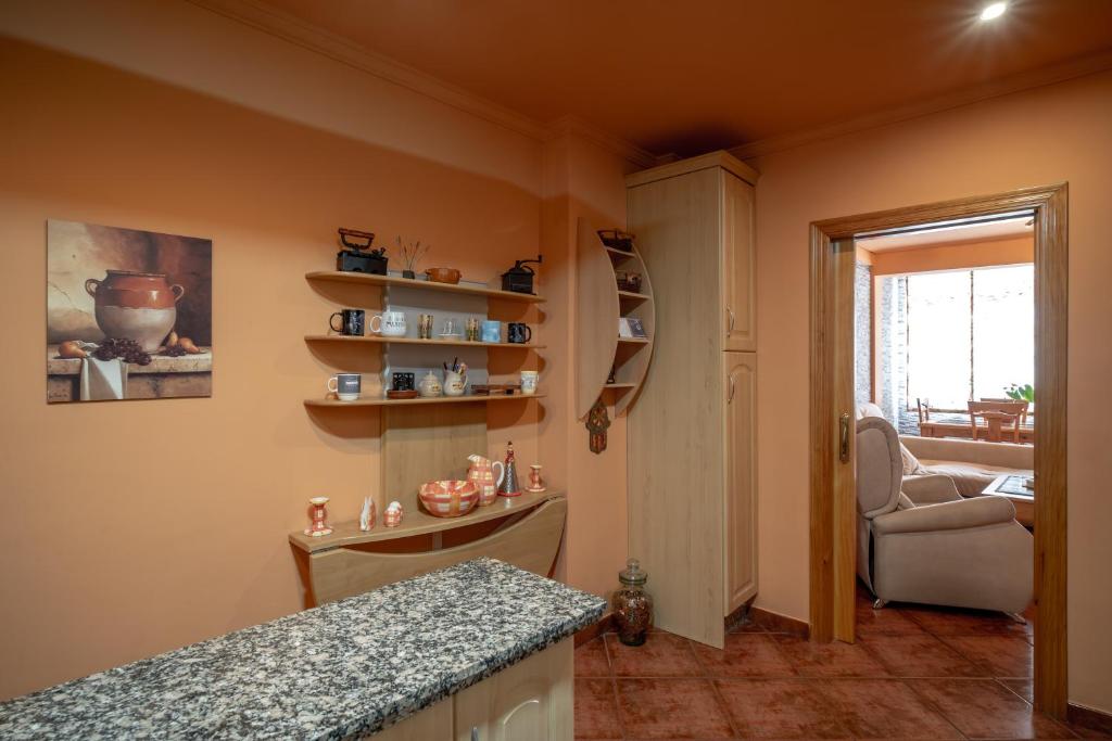 Fotografie z fotogalerie ubytování Acogedor apartamento centro ciudad, 1m playa, Terraza v destinaci Fuengirola