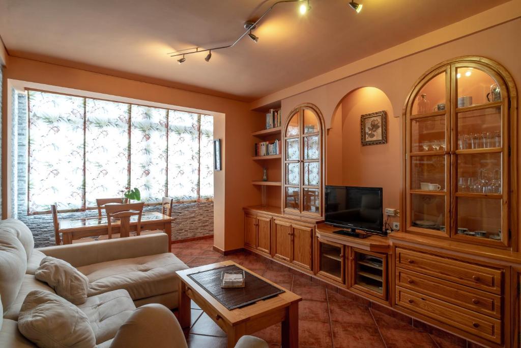Fotografie z fotogalerie ubytování Acogedor apartamento centro ciudad, 1m playa, Terraza v destinaci Fuengirola