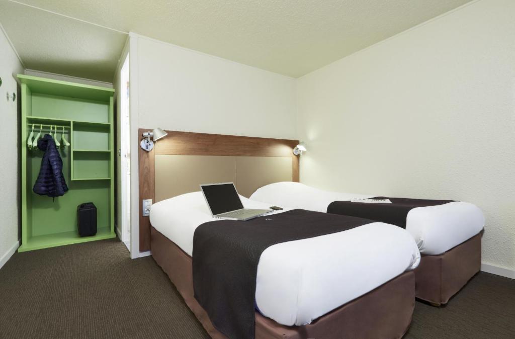 Campanile Lille Sud - CHR - 2 Single Beds And 1 Junior Bed (Up To 10 Years)