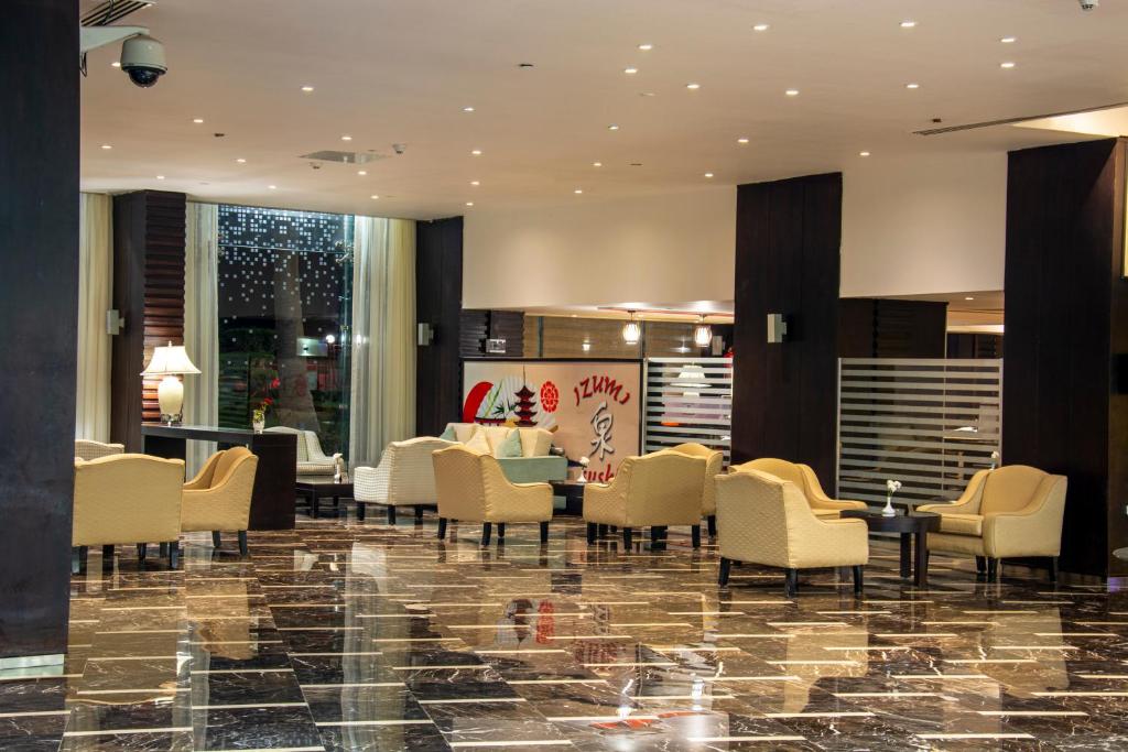 Posezení v ubytování Helnan Royal Palestine Hotel - Montazah Gardens