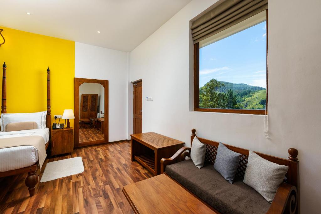 Nespecifikovaný výhled na hory nebo výhled na hory při pohledu z hotelu