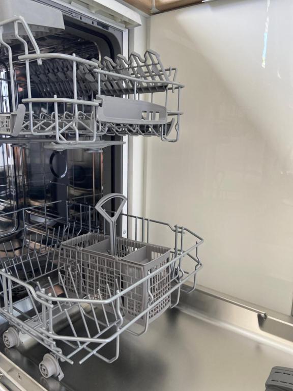 Palanda nebo palandy na pokoji v ubytování Ti karet - Charmant logement avec Jacuzzi et vue mer
