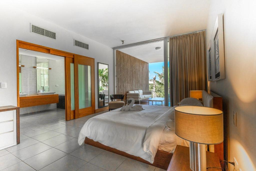 Beachfront · Private Beach Ultravioleta Boutique Residences - Four-Bedroom Luxury Apartment