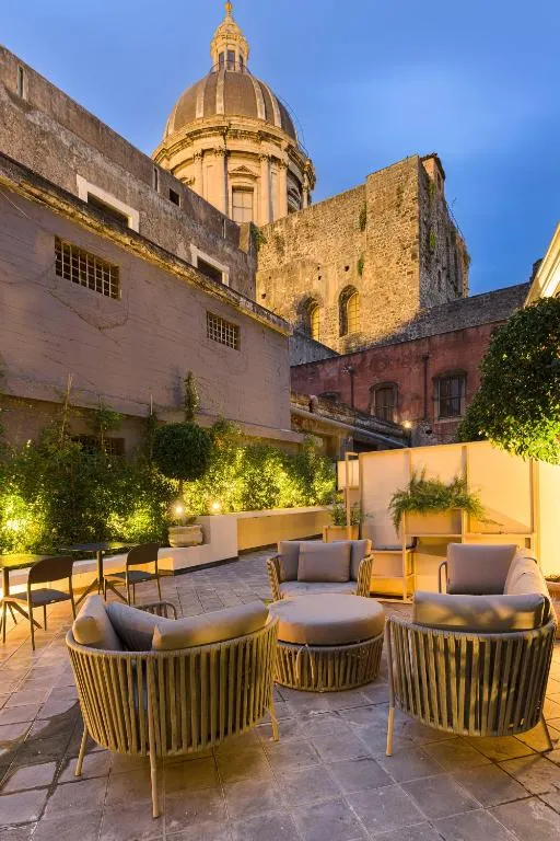 BASTIÒ PRIVATE SUITES