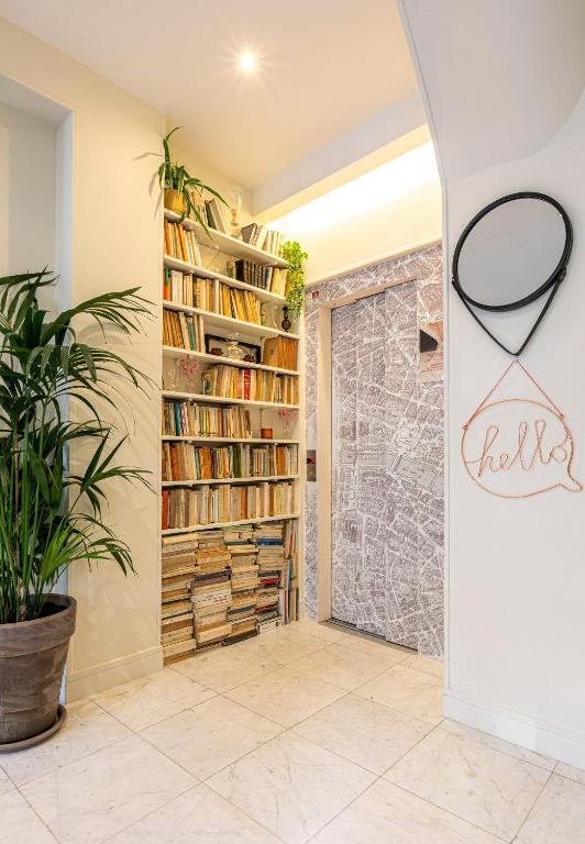 Hotel Ariane Montparnasse by Patrick Hayat - Resim 12