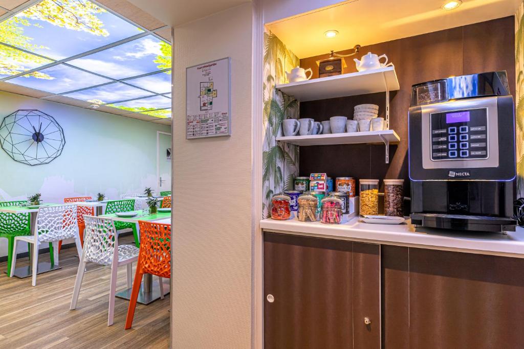 Hotel Ariane Montparnasse by Patrick Hayat - Resim 37