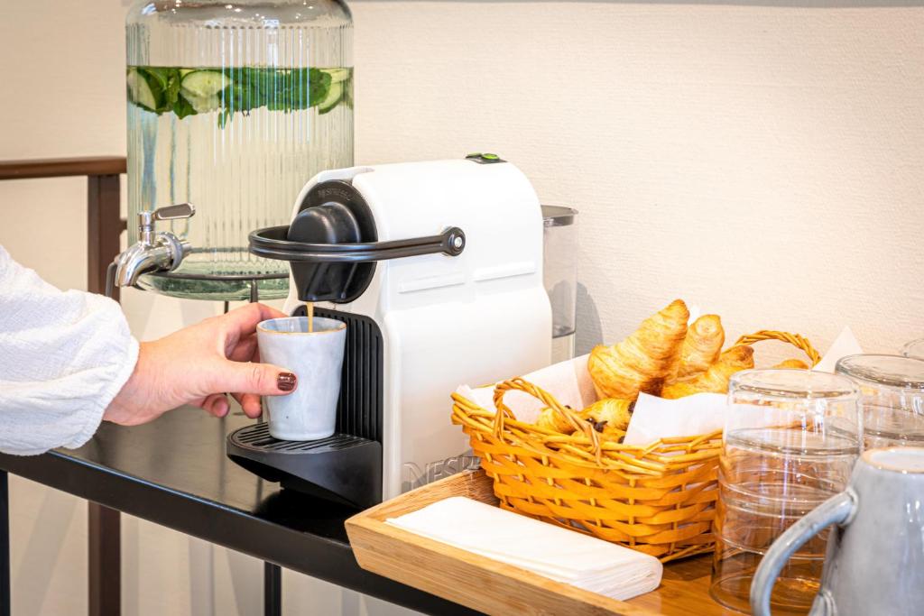 Hotel Ariane Montparnasse by Patrick Hayat - Resim 28