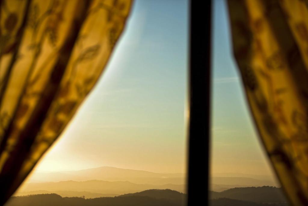 Nespecifikovaný výhled na hory nebo výhled na hory při pohledu z bed and breakfast