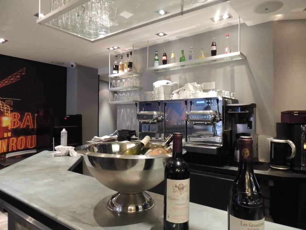 Hôtel Eden Opéra - Resim 31