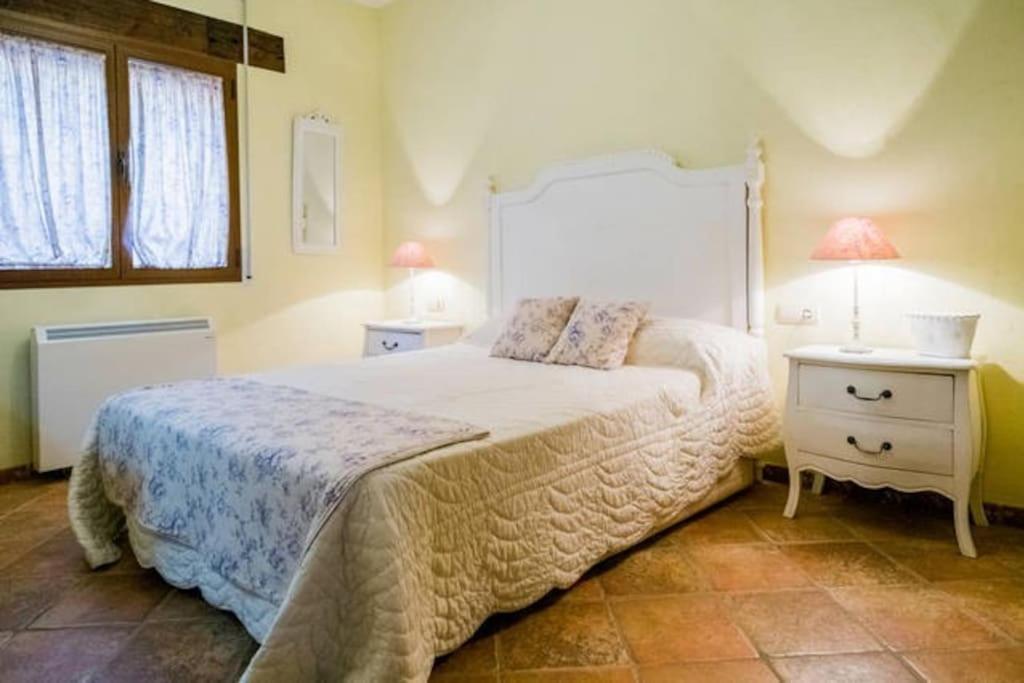 Posteľ alebo postele v izbe v ubytovaní Villa el Pino: with Private Pool