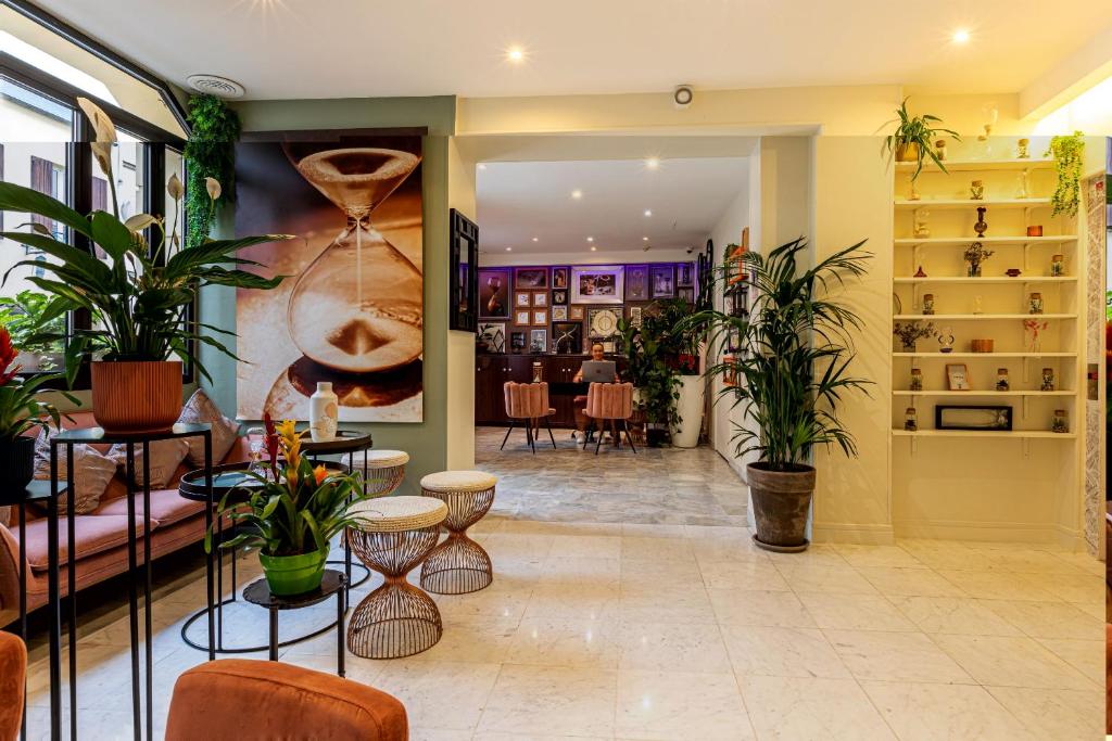 Hotel Ariane Montparnasse by Patrick Hayat - Resim 9